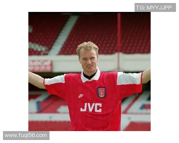 传奇球星与足球巨星的荣耀时刻与不朽传承分析 传奇球星与足球巨星的荣耀时刻与不朽传承分析