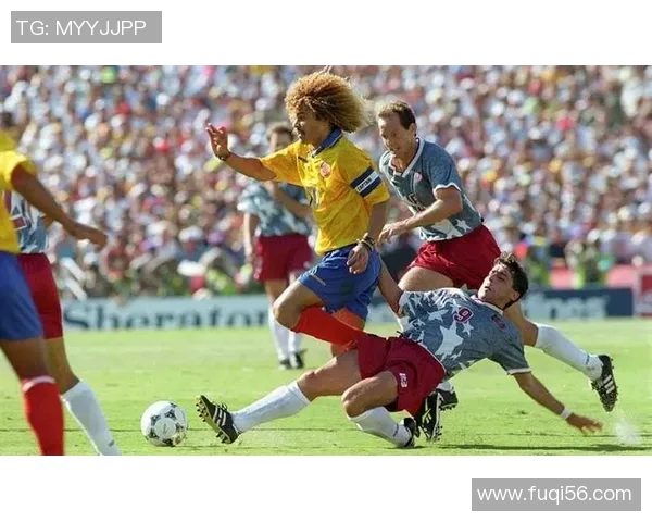 双人球星转场足球激情对决引爆赛场新篇章