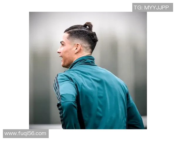 留小辫子的足球明星是谁带你认识这位球场上最有个性的球员