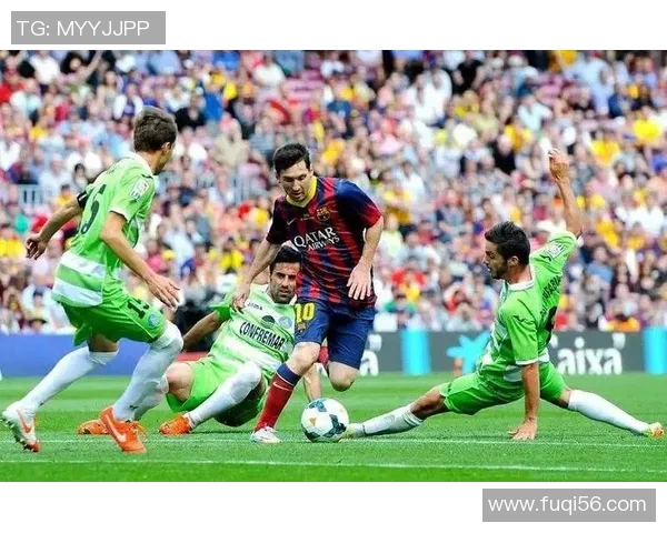 足球球星巧妙过人技巧大揭秘 打破防线的绝妙瞬间与秘诀